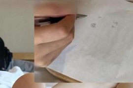 脚底猜字游戏 - G731