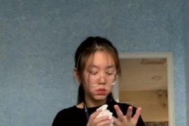 竖屏眼镜挠脚心视频 - A299