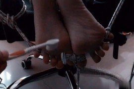 tk巴士新兴TK挠脚心 - A91