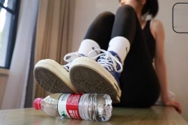 漂亮白袜美足轻T - G587