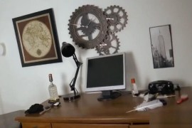 Feather tkes feet - G057