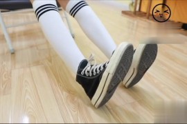 美女白袜嫩脚丫 - F188